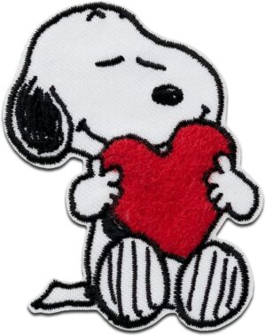 Écusson thermocollant Snoopy cœur Peanuts 7,5 x 5,5 cm