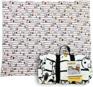 Plaid format familial Snoopy Peanuts 120 in x 108 in