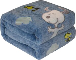 Plaid polaire Snoopy The Peanuts bleu en microfibre qui brille dans le noir 130 x 150 cm